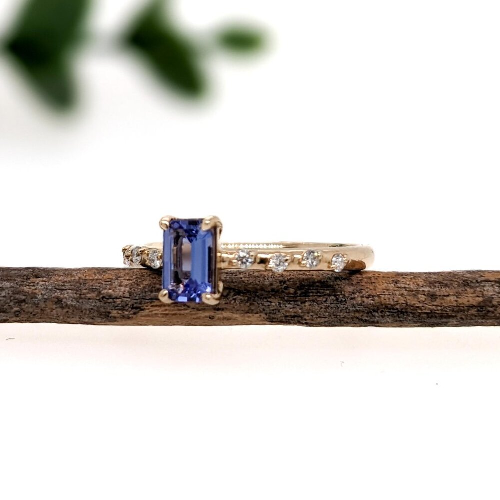 Tanzanite Ring in Solid 14K Gold with Natural Diamond Accents - Picture 5 of 7